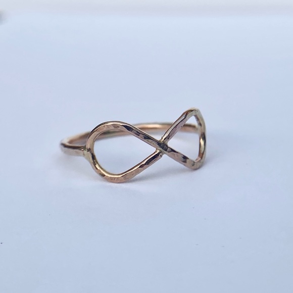 Infinity Symbol ring, handmade 14k Gold filled ring, made to order - Picture 5 of 7